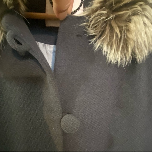 Rebecca Taylor grey coat with faux fur accent  collar - Picture 2 of 10